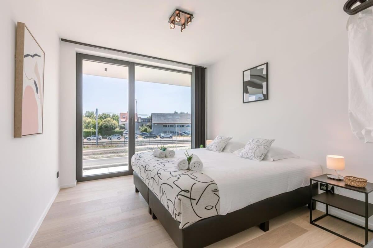 New, Luxurious And Modern Apartment With Private Parking Koksijde Exterior foto