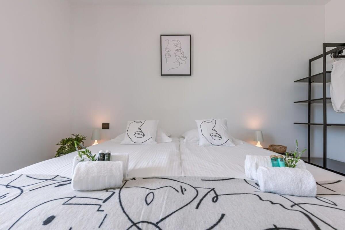 New, Luxurious And Modern Apartment With Private Parking Koksijde Exterior foto